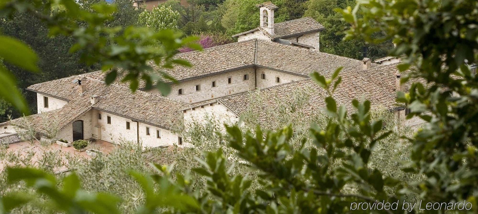Park Hotel Ai Cappuccini Gubbio Exterior photo